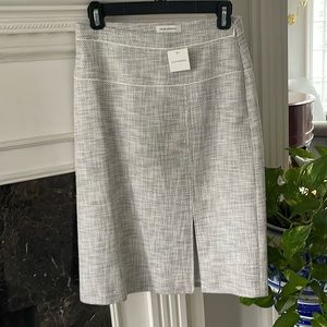 Club Monaco pencil skirt. Never worn true 0